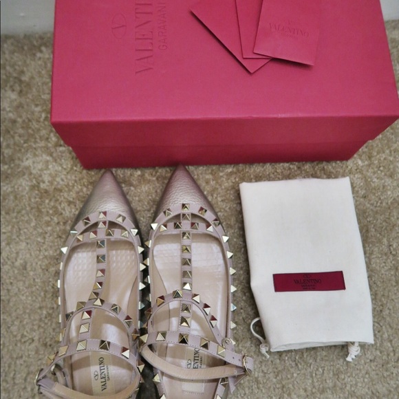 Valentino Rockstud Metallic Pointy Toe Pumps - Picture 6 of 7